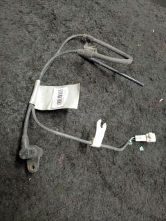 Датчик ABS 89542-63010 на Toyota Opa ZCT15 1ZZ-FE Фото 2