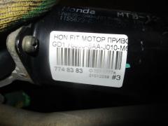 Мотор привода дворников на Honda Fit GD1 Фото 4