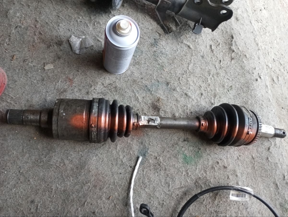 Привод на Nissan Cefiro A33 VQ20DE Фото 3