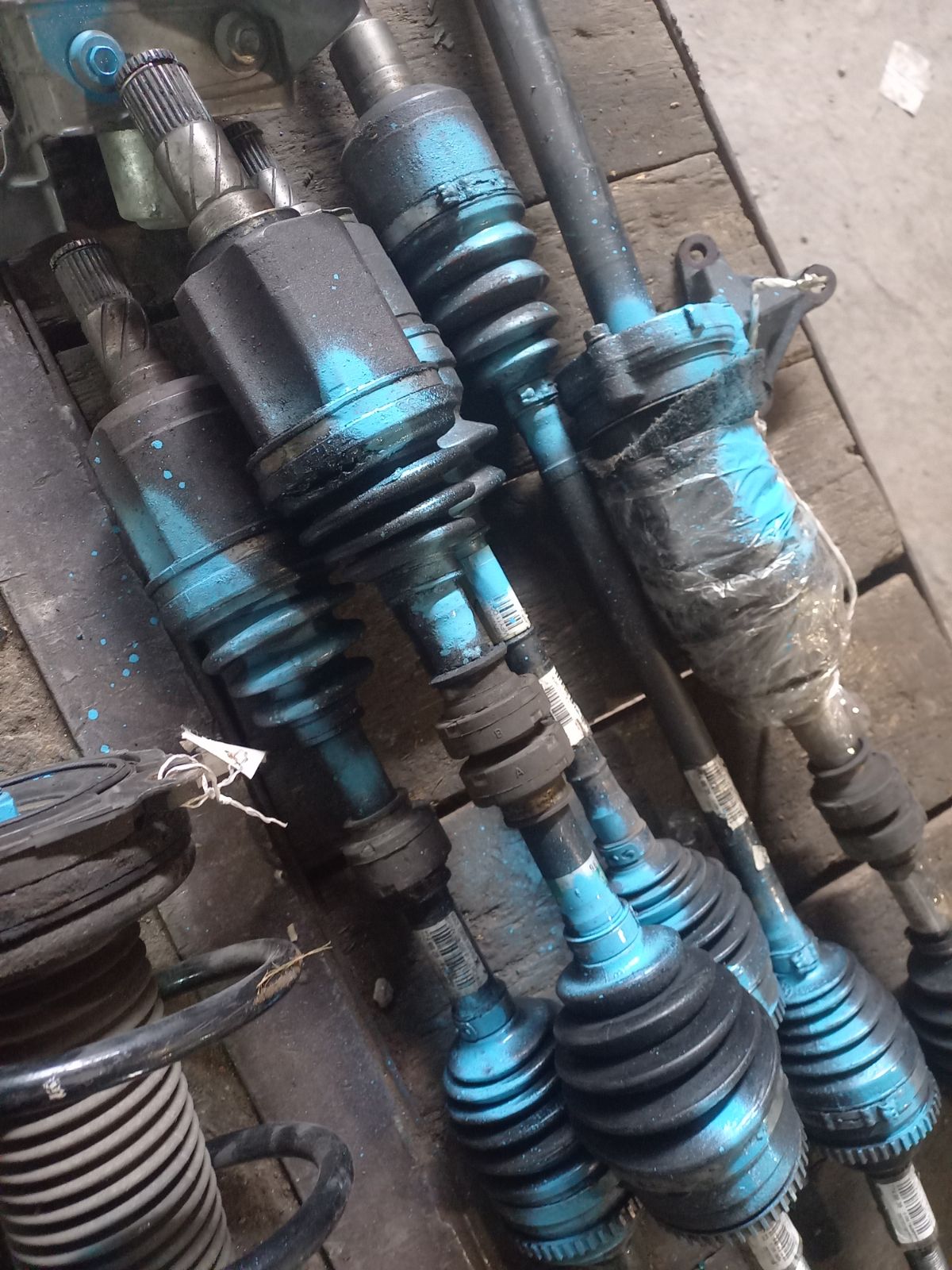 Привод 241198 на Nissan X-Trail NT30 QR20DE Фото 2