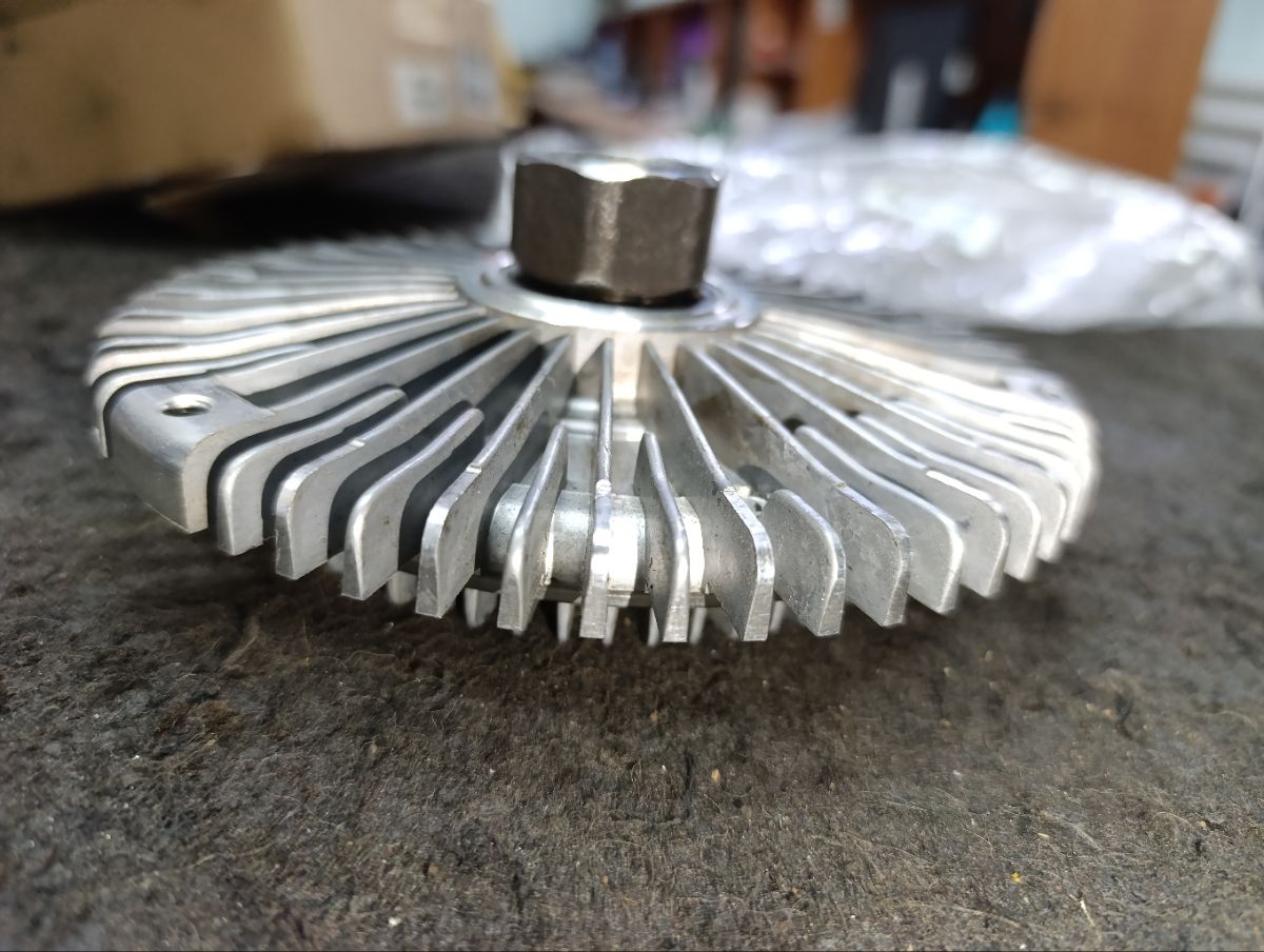 Вискомуфта YUEKUN YK-03006, 058150N, 0720002007, 0819112, 102318A, 111736, 11522241183, 11522241290, 11522243304, 11522244413, 11522245195, 11522245496, 11522245498, 1340103, 1340181, 1340184, 1414900300, 1481501, 181313, 18679, 20 91 8679, 20041078, 200523S1, 201523S3, 2100 011 034, 2243304, 2244413, 2245195, 2245496, 2245498, 24 461 915, 24461915, 3000436SX, 314 115 2201, 49631, 500 862, 500862586, 500862755, 509C0014, 620003, 6500974, 8111102, 8MV 376 732401, 8MV376732-401, 90509123, 90512537, 958086, AV0081, BFC027, BFC102, BSG15505005, BWC325, CLU45498, LK007, SV6037, SV6037S, SV6067, SV6067S, V200410781, VF0904, VKBW006, WF018679, WG1721021, WG1768393, WG1794883 на Bmw 3-Series E30 M21 Фото 4