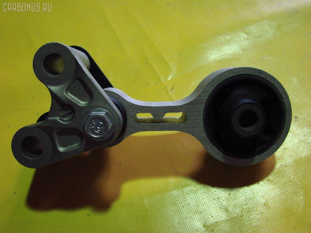 Подушка КПП GJ6A-39-040 на Mazda Atenza Sport GG3S L3-VE Фото 1