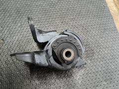 Подушка КПП GJ6G-39-070B на Mazda Atenza Sport GG3S L3 Фото 4