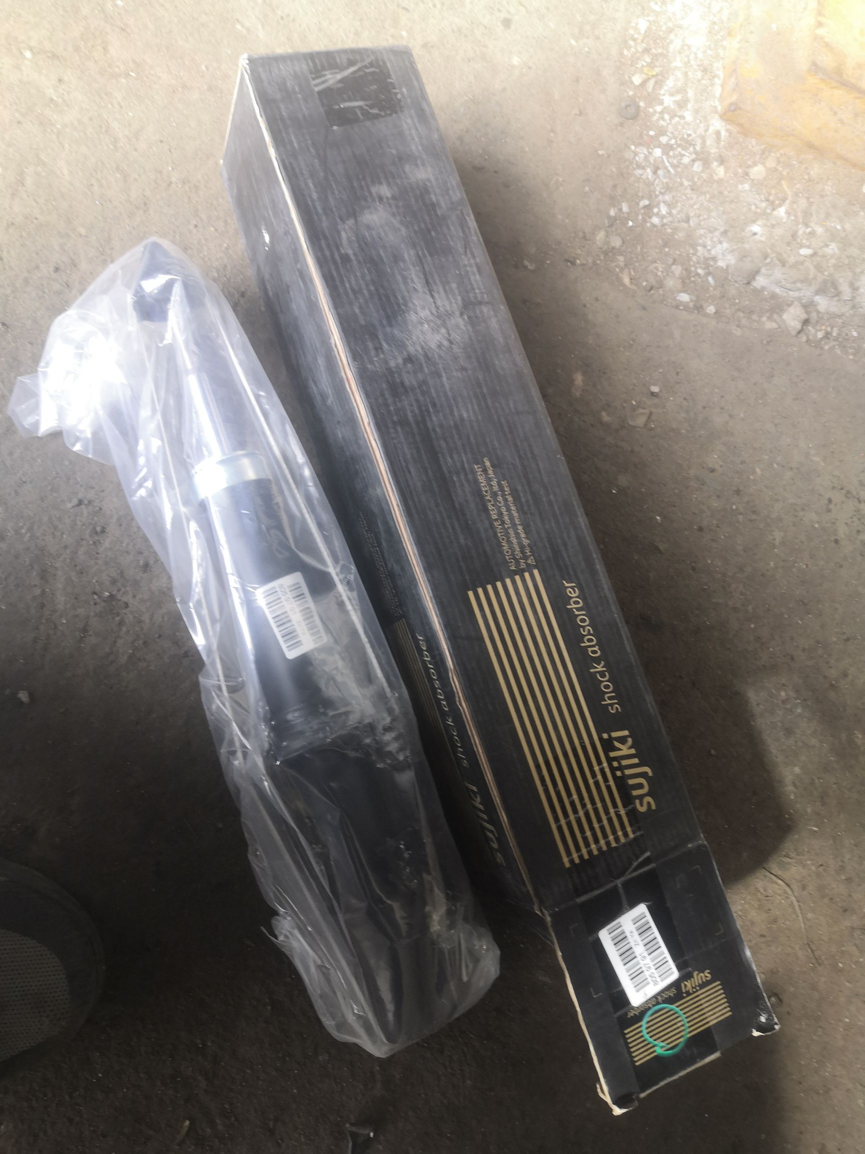Стойка амортизатора SUJIKI SJ-049FR-CB3, 341171, 51601S37000, 51601SM4E24, 51601SM5A20, 51601SN7E01, 51601SN7E02, 51601SN7E11, 51601SN7E12, 51601SN7E51, 51601SN7E52, 51601SN7G01, 51601SN7G03, 51602SN7E01, 51602SN7E11, 51602SN7E51, 51602SN7G01, 51605S37G00, 51605SM1A02, 51605SM4305, 51605SM4E02, 51605SM4E24, 51605SM4J02, 51605SM5A02, 51605SM5A10, 51605SM5A13, 51605SN7E01, 51605SN7E02, GSA972497, GSA982497, GSA982801, GSA982804, SJ-049-9703 на Honda Accord CB3 F20A Фото 2