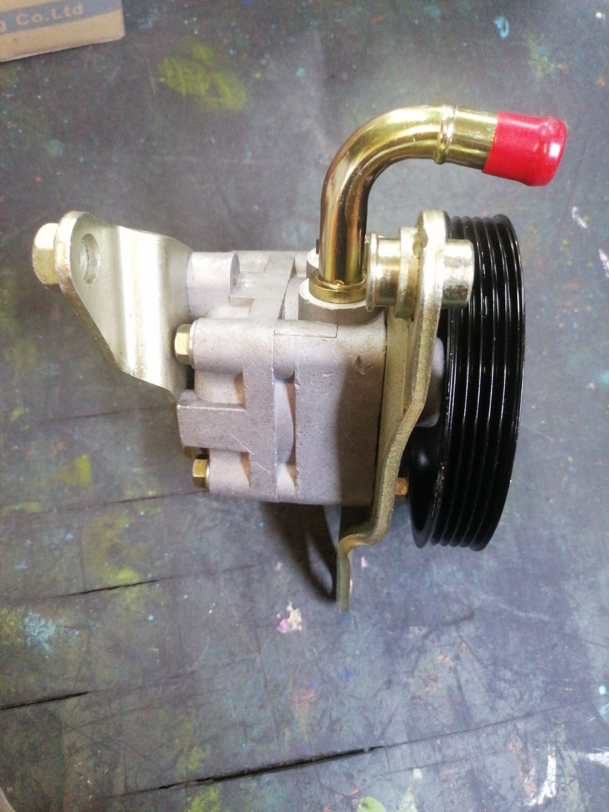 Насос гидроусилителя B26K32650B, 04880260, 15-0433, 54408, 715520433, 8515 50605, AS5249, B26K3-2650A, B26K32650C, BMZ50U, CB803-2650A, CB803-2650B, DEB26K50BM, DF670125, DP3167, DSP1495, HEZ1057HSP, HP25005, HPN0265DF, HPQ1265XQ, M661-02S, M666-08S, MA 005, MA 005R, MZB206K32650C, NI 8006 KIT, NI8006KIT, P1265HG, P1265RB, P1506, PA2311, PSP3902, PUM1827, QF14E00060, RUB26K50BM, SP3821, SP81367, VPMB26K32650B на Mazda Familia S-Wagon BJFW FS-ZE Фото 4