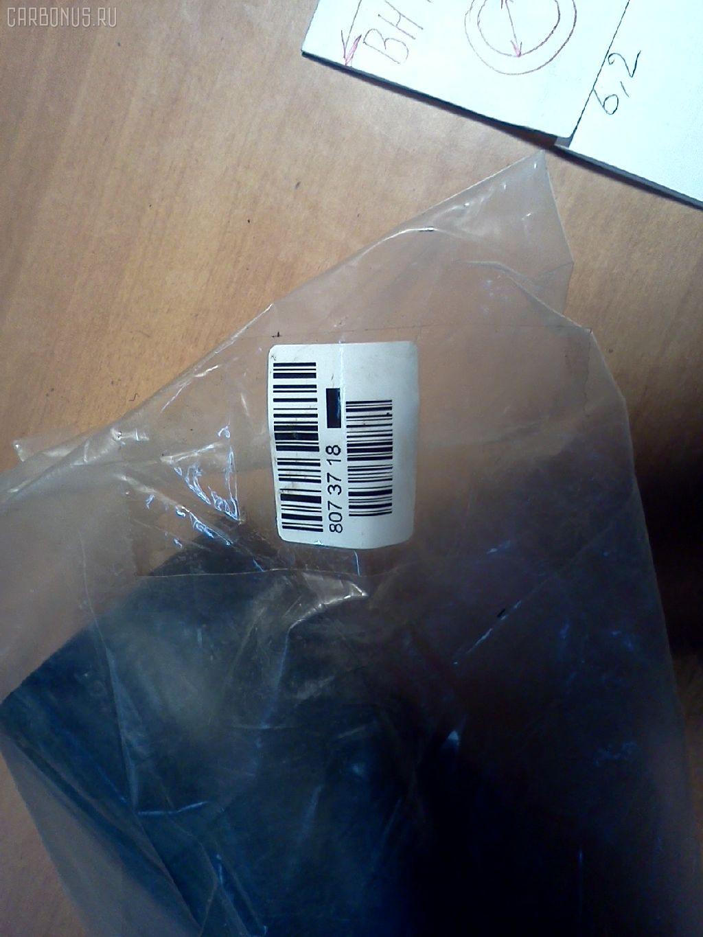 Патрубок радиатора ДВС YF DA64DB64L740 на Kobelco Sk320 Фото 3