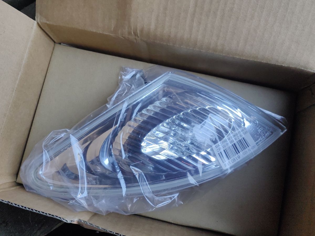 Поворотник к фаре P1997 P1997,216-1548-AE на Mazda Premacy CPEW Фото 3