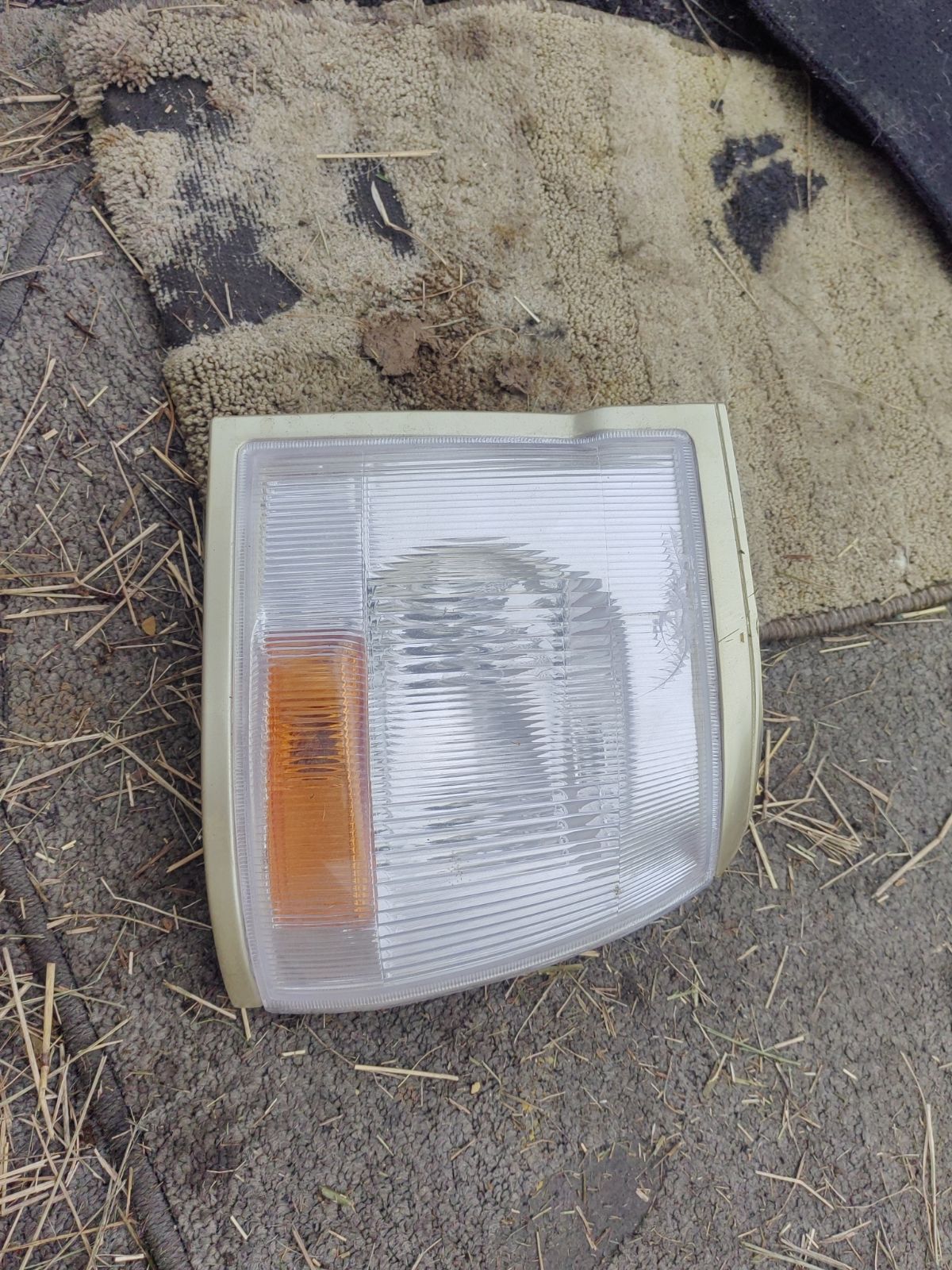 Поворотник к фаре 26-45 26-45,938.TY3111 на Toyota Hiace LH119 Фото 7