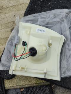 Поворотник к фаре 26-45 TICO 26-45,938.TY3111 на Toyota Hiace LH119 Фото 3