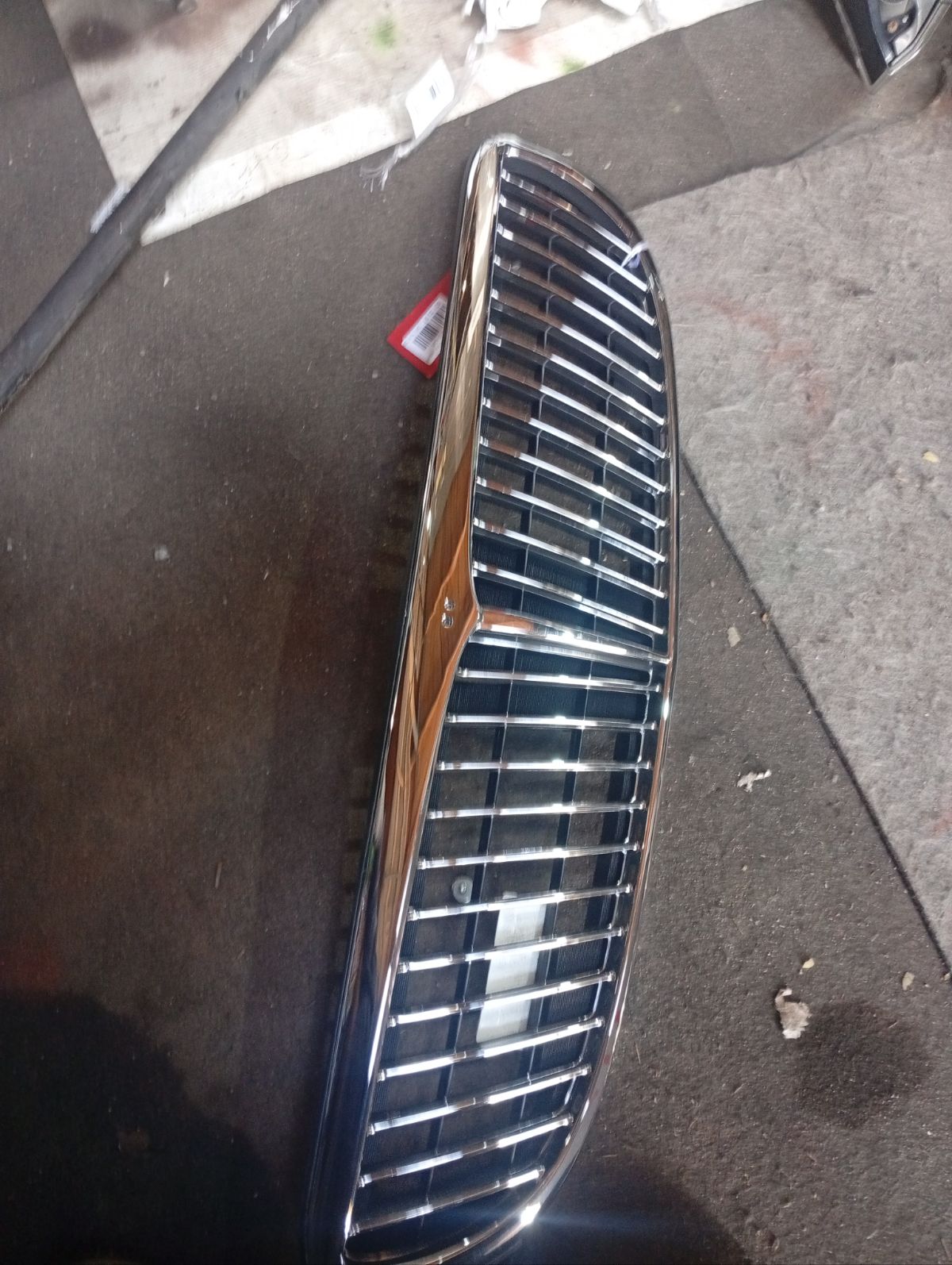 Решетка радиатора TYG DS07214GA, 62310-3Y100 на Nissan Cefiro PA33 Фото 4