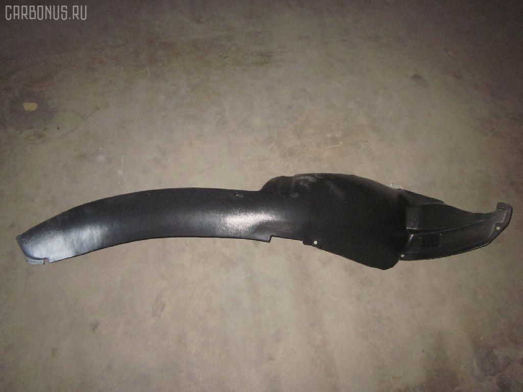 Подкрылок 915.CT11103AR, 00007136EL, 212822B, 2381FP-1, 2381FP1T, 5787FP-1, 7136EL, 7136P8, CI9413613, PG11029AR, PG870016L-0R00, S0686, S0969, UCI0119112 на Citroen C8 Фото 1