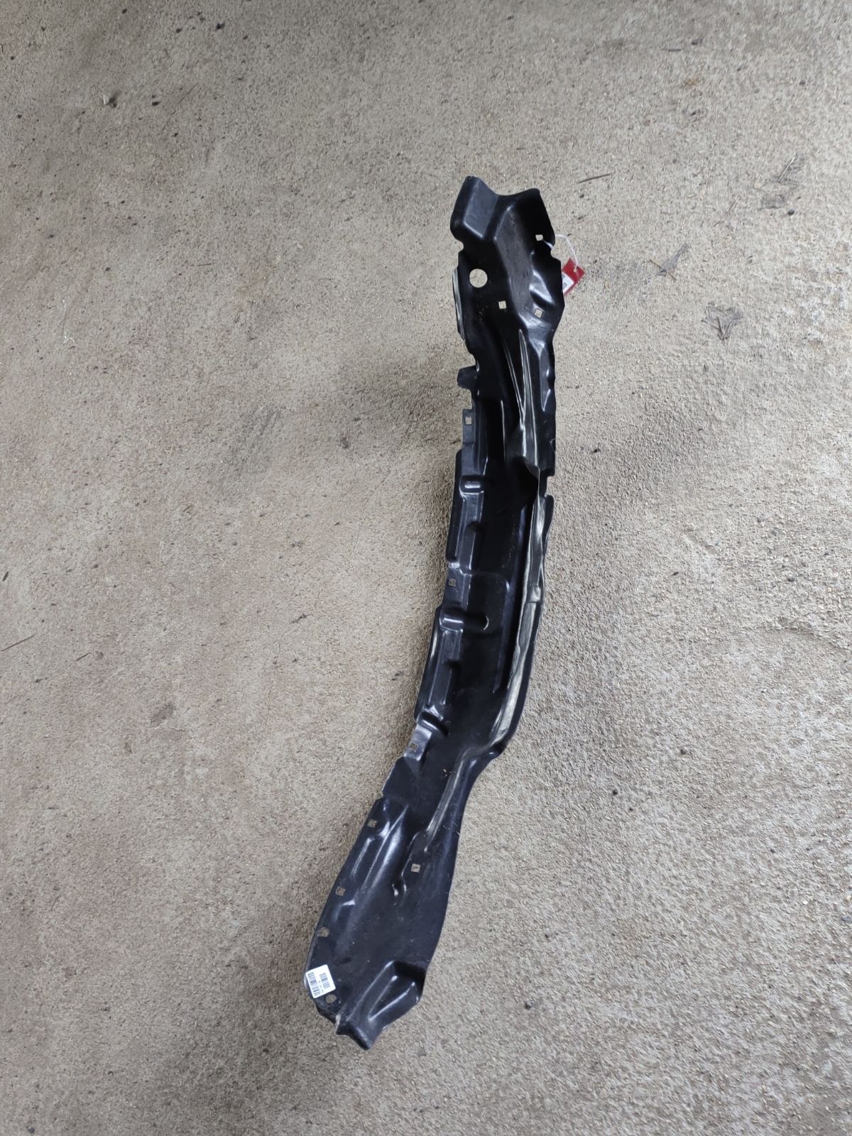 Подкрылок 915.TY11121R, 53875-35050 на Toyota Hilux Surf KZN185W Фото 3