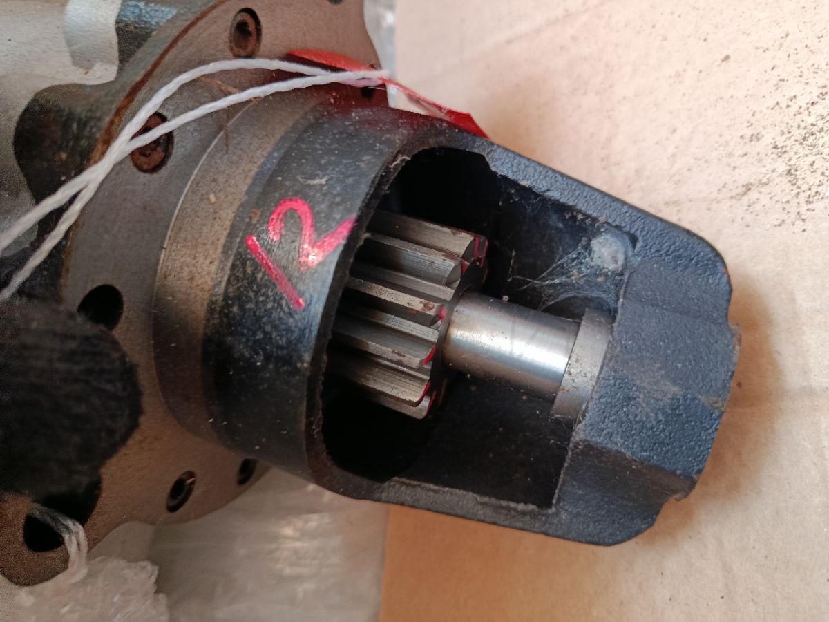 Стартер JAPAN S249, 0-23000-7780, 600-813-7121, LC-047-9850 на Komatsu Pc300-5 6D108 Фото 5