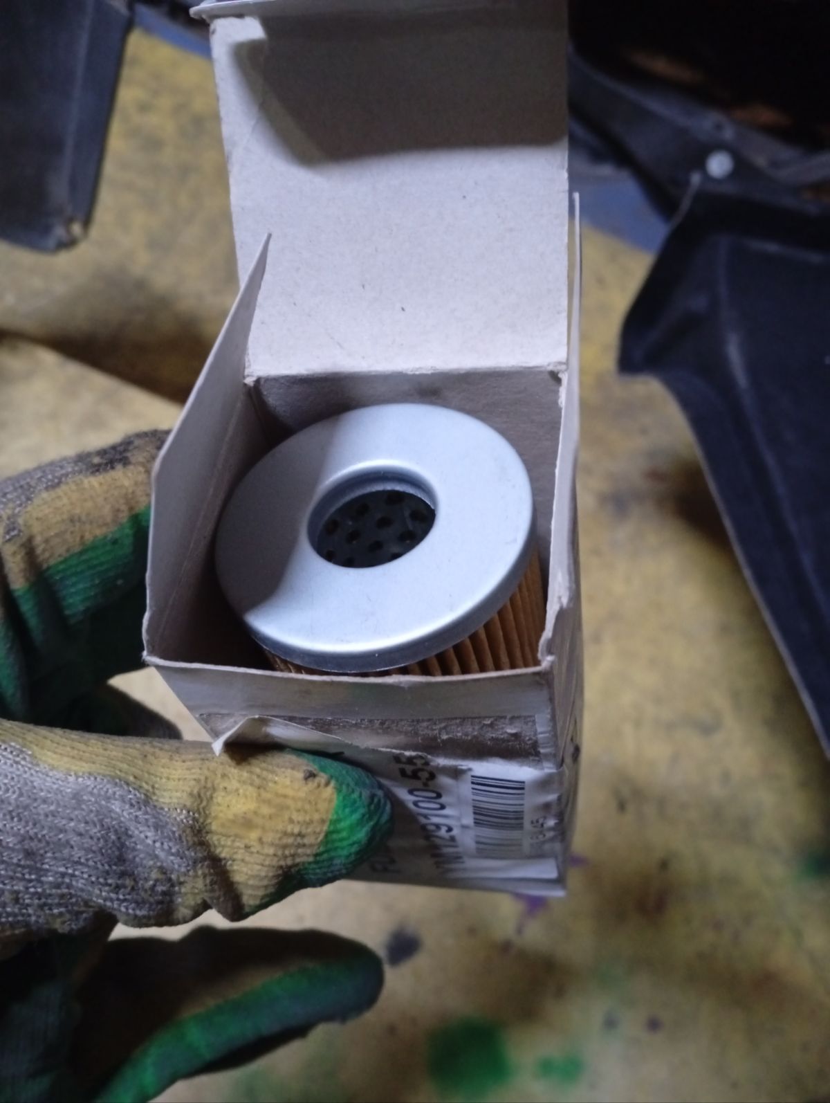 Фильтр топливный KOMATSU YM129100-55650 на Komatsu Pc40-7 4D84 Фото 8