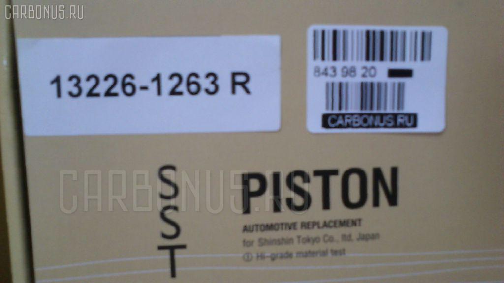 Поршень SST ST-069-6689, 13226-1263 на Hino Truck F20C Фото 6