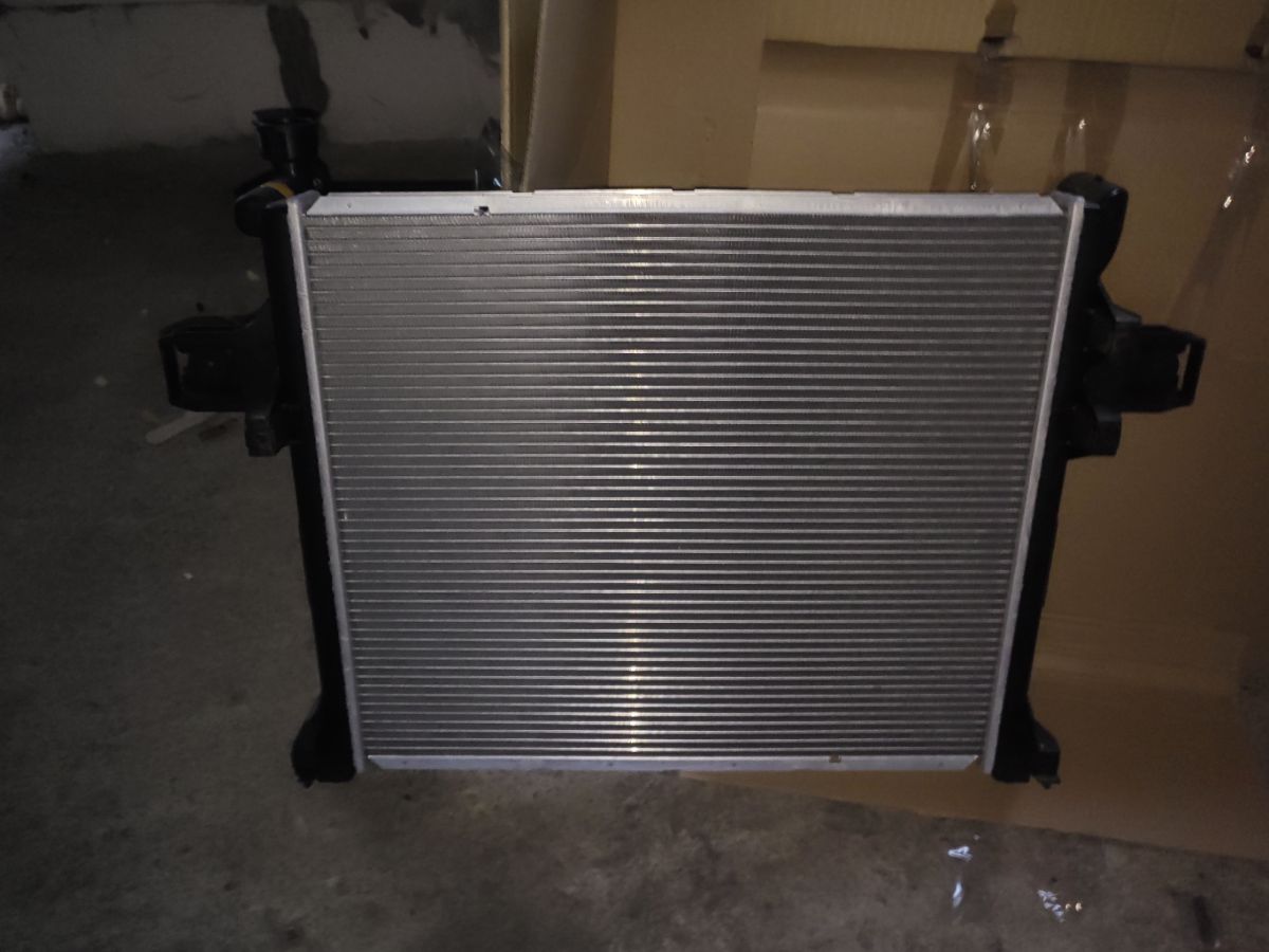 Радиатор ДВС TADASHI TD-036-0151, 1025634SX, 107270, 21002059, 2839, 2840, 32311012, 3430082, 470R1307, 520132N, 55116542AB, 55116842AB, 55116849AC, 61038, 701517, 8MK 376 900651, AM37021A, ARD1004, AT2840, CL10043, CR 2020 000S, CU2840, DCM2125, FX-036-3616, FX-036-3616A, GD7595K, JE2059, JP000105, JP0105, JP65000500000, K55116842AB, MV2840, PL331903, PRD1004, RA61024, TD-036-3616, TD-036-3616A, WK2840PA26 на Jeep Commander XK EZB Фото 6