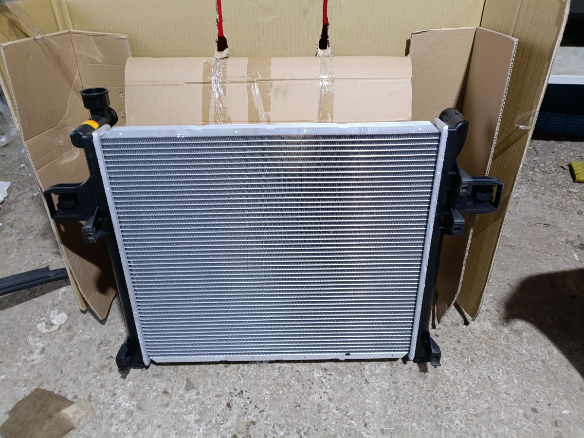 Радиатор ДВС TADASHI TD-036-0151, 1025634SX, 107270, 21002059, 2839, 2840, 32311012, 3430082, 470R1307, 520132N, 55116542AB, 55116842AB, 55116849AC, 61038, 701517, 8MK 376 900651, AM37021A, ARD1004, AT2840, CL10043, CR 2020 000S, CU2840, DCM2125, FX-036-3616, FX-036-3616A, GD7595K, JE2059, JP000105, JP0105, JP65000500000, K55116842AB, MV2840, PL331903, PRD1004, RA61024, TD-036-3616, TD-036-3616A, WK2840PA26 на Jeep Commander XK EZB Фото 8