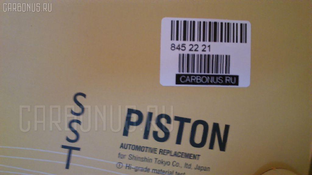 Поршень SST 13226-1210, 13226-1180 на Hino Truck F17E Фото 5