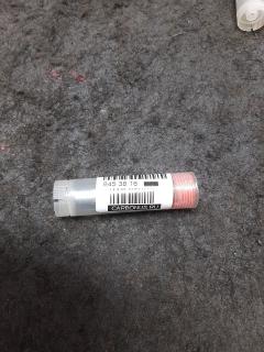 Распылитель форсунки GOONZO DLLA149SN819, 105015-8190, 105015-8191, 105015-8192, 1153111890, 1153111891, 9432611083, 9432611249, 9432612356, NP-DLLA149SN819 на Isuzu Giga 6SD1 Фото 2