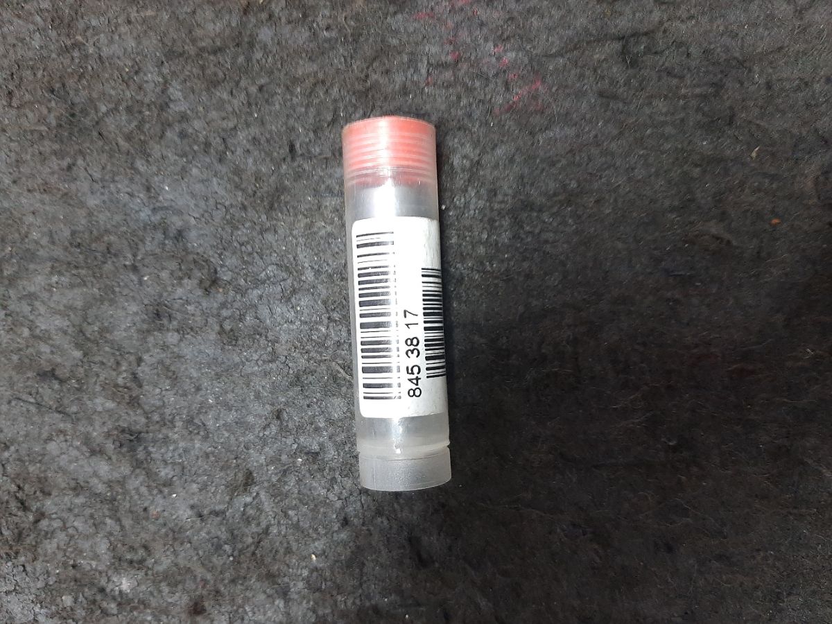 Распылитель форсунки GOONZO DLLA149SN819, 105015-8190, 105015-8191, 105015-8192, 1153111890, 1153111891, 9432611083, 9432611249, 9432612356, NP-DLLA149SN819 на Isuzu Giga 6SD1 Фото 2