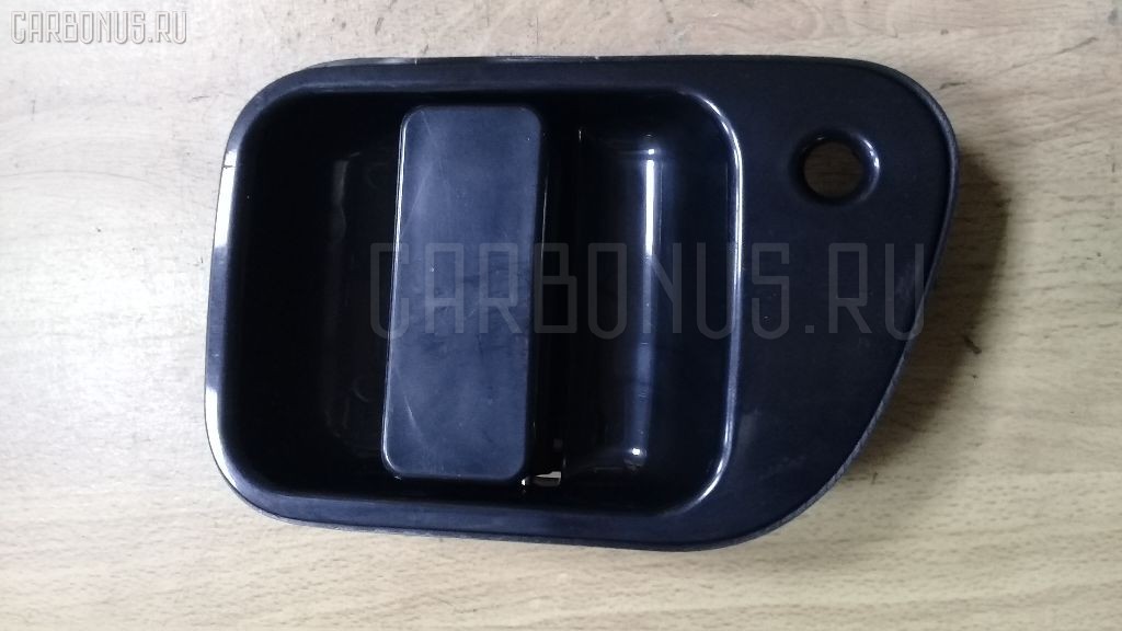 Ручка двери CARFERR CR-247-1720, CW-DH-0535L, MB927595 на Mitsubishi Delica Space Gear PE8W Фото 1