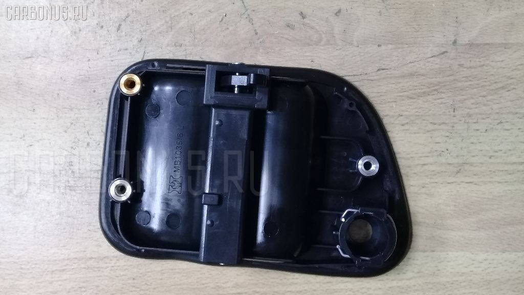 Ручка двери CARFERR CR-247-1720, CW-DH-0535L, MB927595 на Mitsubishi Delica Space Gear PE8W Фото 2