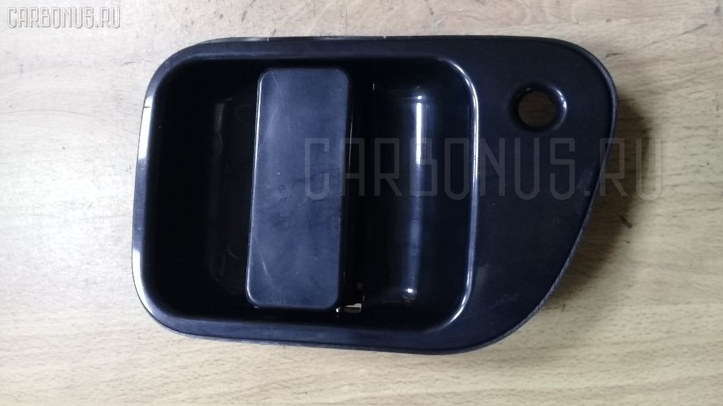 Ручка двери CARFERR CR-247-1720, CW-DH-0535L, MB927595 на Mitsubishi Delica Space Gear PE8W Фото 1