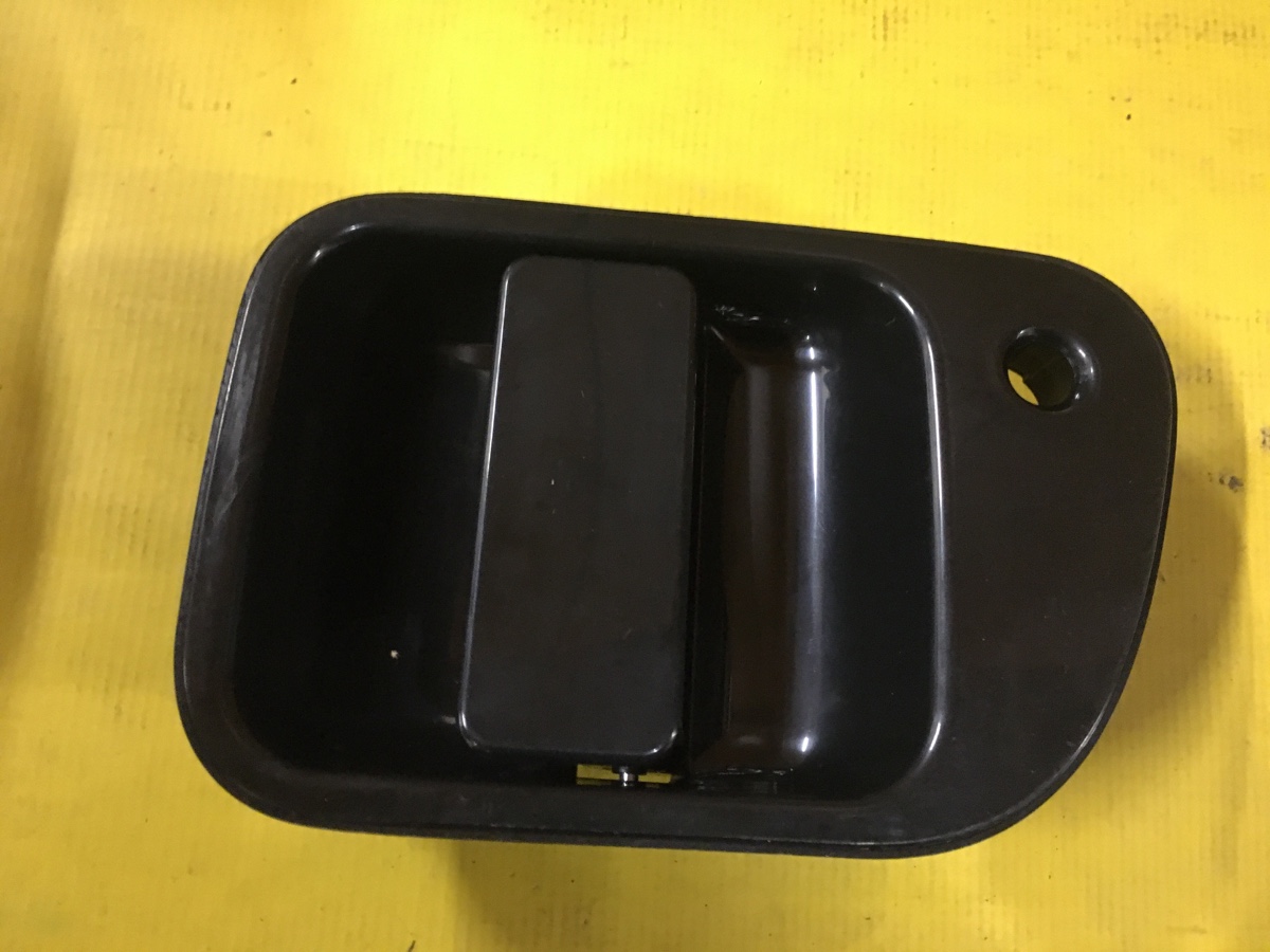 Ручка двери CARFERR CR-247-1720, CW-DH-0535L, MB927595 на Mitsubishi Delica Space Gear PE8W Фото 4