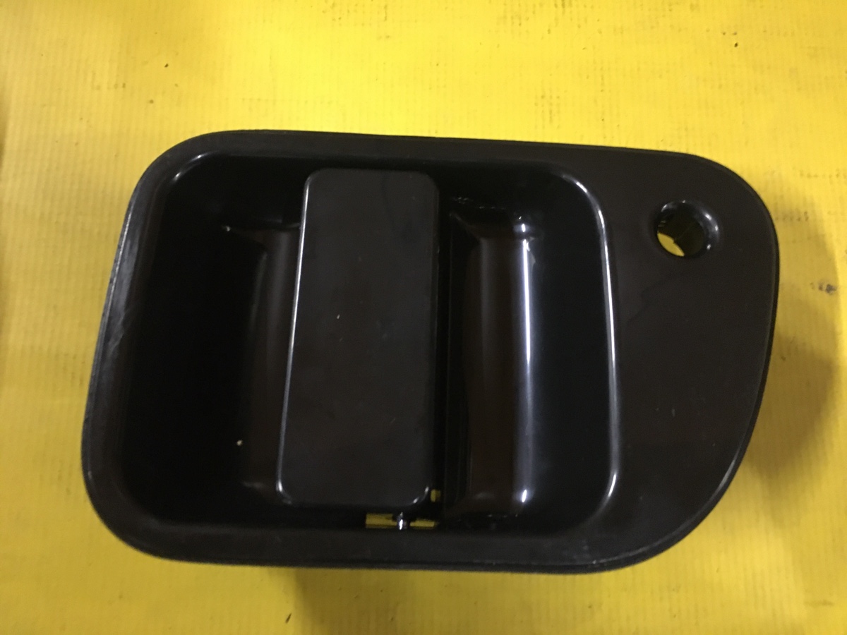 Ручка двери CARFERR CR-247-1720, CW-DH-0535L, MB927595 на Mitsubishi Delica Space Gear PE8W Фото 3