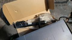 Стойка амортизатора CARFERR CR-049FL-GD1, 22-165794, 30-E80-A, 312 093, 333332, 51602-SAA-G02, 51602-SAA-G12, 51602-SAA-J15, 51602-SAA-J25, 51602SAAE02, 51602SAAJ13, 51602SAAJ23, 51602SENC02, 51606-SAA-033, 51606-SAA-G02, 51606SAA023, 51606SAAE01, 51606SAAE02, 51606SAAE13, 51606SENC02, 51606SENC020M1, CR-049-4273, SJ-049-4273, SJ-049FL-GD1, ST-049-4273, ST-049FL-GD1 на Honda Fit GD1 Фото 2