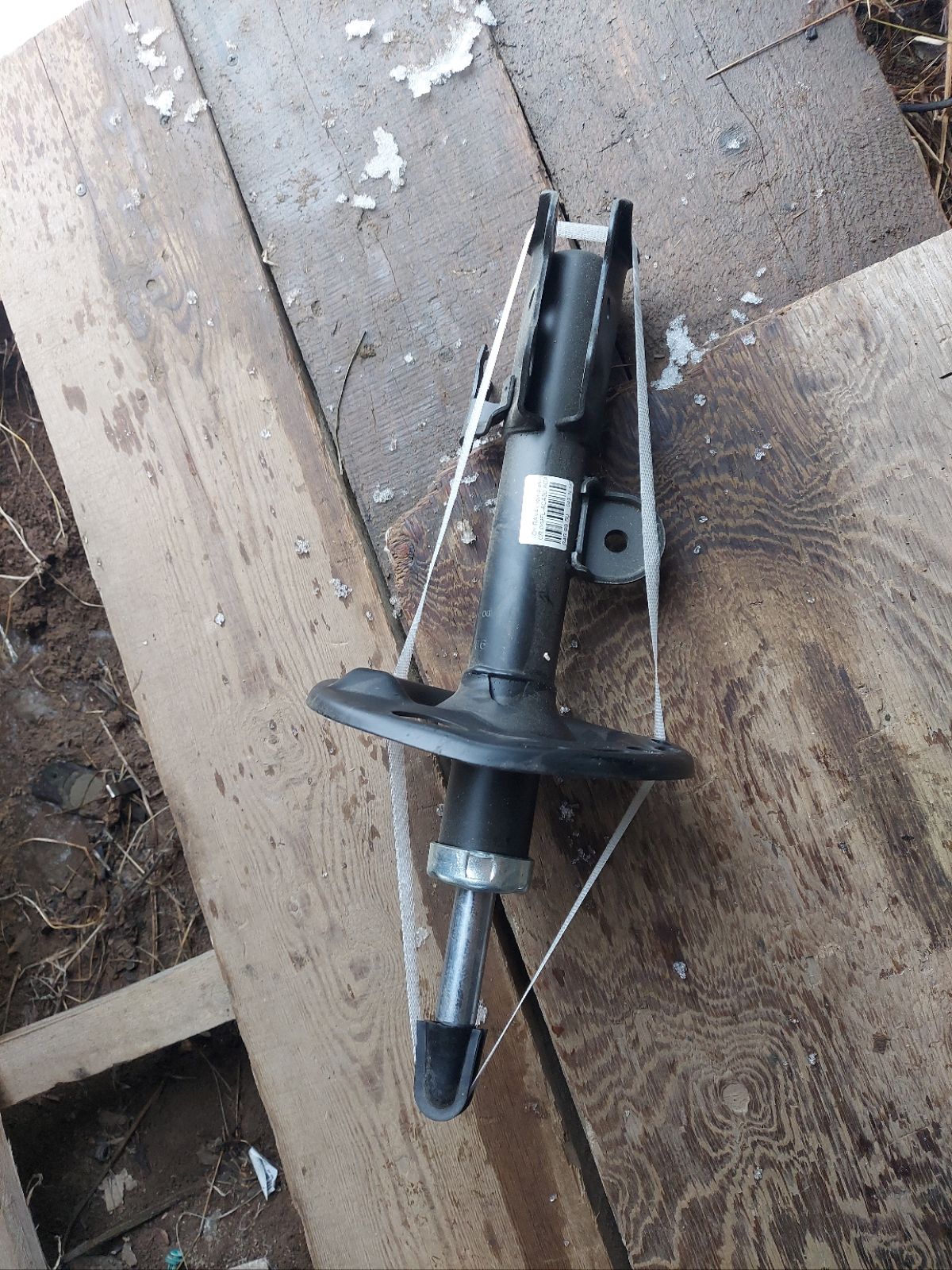 Стойка амортизатора CARFERR CR-049FL-ACA30, 313 884, 314 846, 339032, 36-F96-A, 48520-80071, 4852009M80, 4852009M90, 4852009P90, 485200R010, 485200R020, 485200R030, 4852042160, 4852042180, 4852042190, 4852042300, 4852042310, 4852042311, 4852042320, 4852042330, 4852042340, 4852042360, 4852042370, 4852042371, 4852042390, 4852042410, 4852042411, 4852042420, 4852080072, 4852080074, 4852080195, 4852080196, 4852080299, 4852080313, 4852080314, 4852080315, 4852080316, 4852080346, 4852080347, 4852080349, 4852080413, B3246, CR-049-8382, CR-049FL-ACA31W, CR8989, SJ-049-8382, SJ-049FL-ACA31W, ST-049-8382, ST-049FL-ACA31W на Toyota Rav4 ACA30 Фото 3