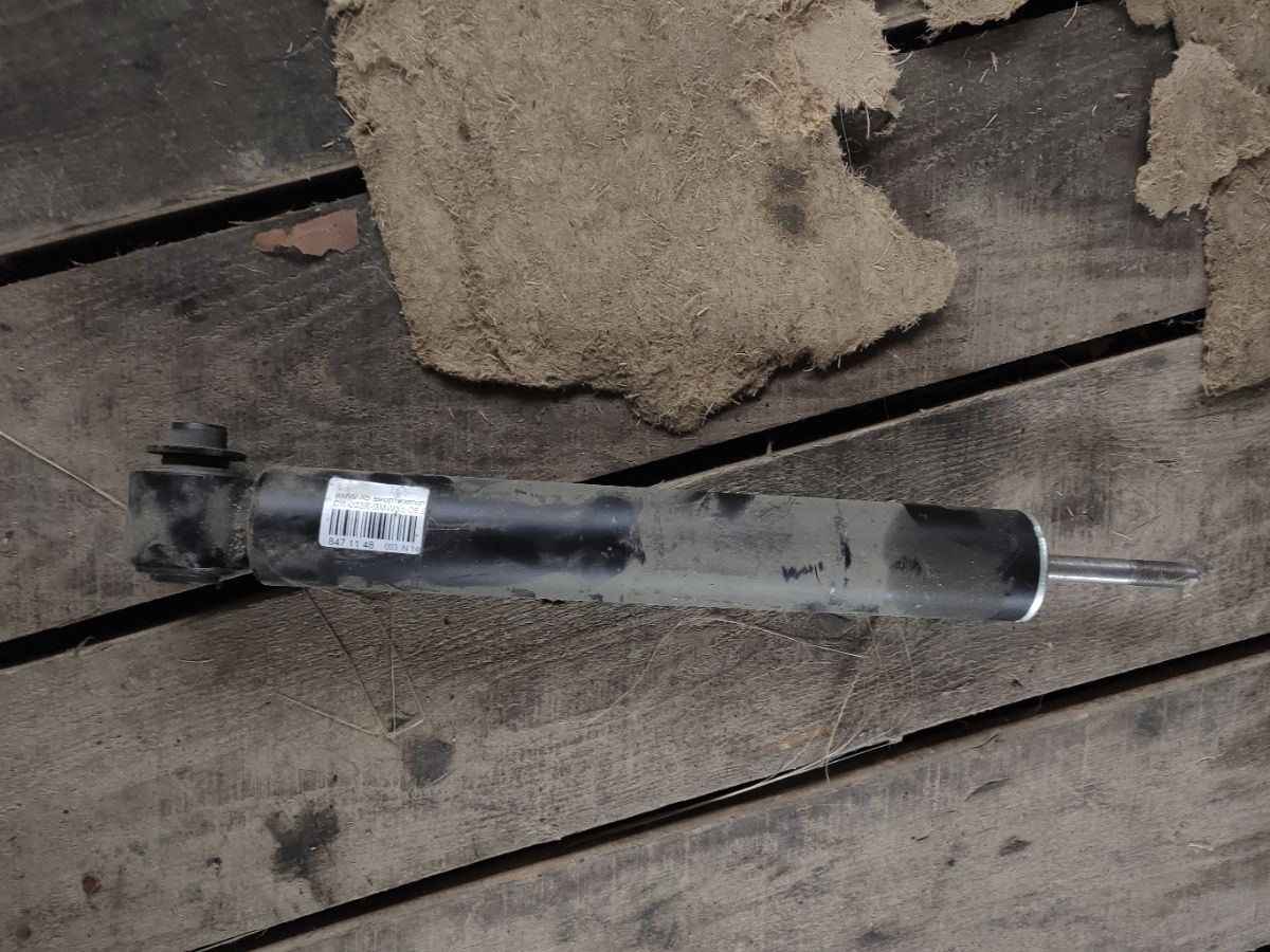 Амортизатор CARFERR CR-003R-BMWX5-06, 062423GB, 0830116, 1096278, 1234G, 1604623GC, 16361, 18064109, 203833, 20555021, 20653, 211500, 2383G, 24-026529, 24026529, 24107440, 311 233, 311233PCSMS, 32140084, 32140085, 326 725 0012, 33506751543, 33506751544, 33521096278, 33526750361, 33526755839, 33526764875, 33526767702, 33526780490, 33526781922, 351234070000, 36-D61-A, 383528EGT, 39051, 40984, 42039812SX, 4820129, 555608, 555610, 63152383, 6750361, 6751543, 6751544, 6755839, 6764875, 6767702, 7186081, 811746, 854S0480, 854S0865, A22075, A3411G, AGB061MT, AM5707, AR555608, BE52652, BE5A744, BMAB035, BNEB928, BS32002, D4003, DH1335, DS1212GT, G11403LR, G41550004, G63992, GSA555608, JAPMM00104, JGE1000S, JGE1000T, KSA568, KSA568STD, MA00104, MJ00104, MM00104, MT555608, PSA555608, Q0050106, R025030G, S011492G, SG6287, SRM72102, SSB1234GN, ST33506751544, V200968, V22903523 на Bmw X5 E53 Фото 2