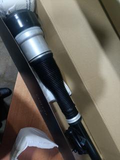 Стойка амортизатора CARFERR CR-049R-W221-AIR, 2213202113, 2213203613, 2213205513, 44-109479, 6160040, A2213202113, A2213203613, A2213205513 на Mercedes-Benz S-Class W221 Фото 4