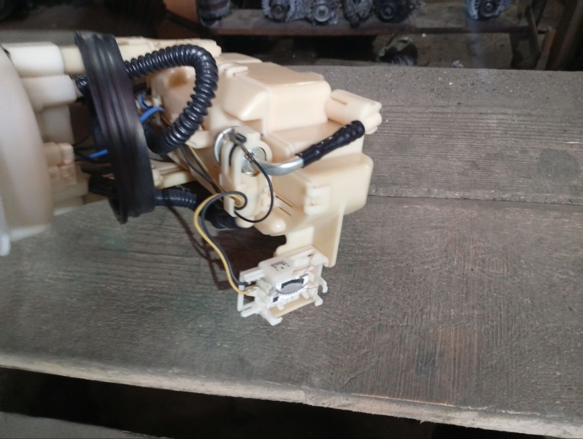 Бензонасос 17708-SLJ- на Honda Stepwgn RG1 Фото 6
