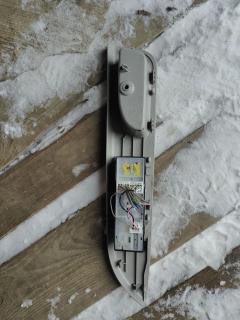 Блок упр-я стеклоподъемниками на Nissan March K13 Фото 7