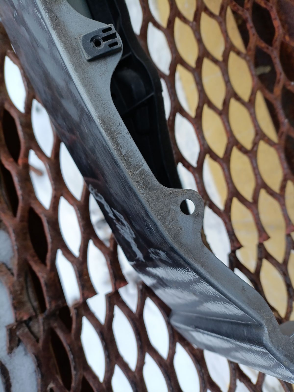 Крыло переднее 2741658, 3421312, 3421312A1, 4533021, 4533021J, 5605006, 6504043421312P, 931172, D01G52111B, D651-52-111B, GDFN0061R, MD234022FR, MZ10069AR, MZ10069BR, MZ10069BRV, MZ3093023, MZ51101600R00, MZ51101601R00, MZX0207270R на Mazda Demio DE3FS Фото 10