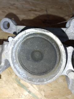 Подушка двигателя на Nissan Dualis KJ10 Фото 4