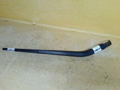 Держатель дворника на Toyota Noah ZRR70G 85241-28120, Заднее расположение