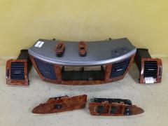 Консоль магнитофона на Toyota Noah AZR60G 55405-28360  84040-28060