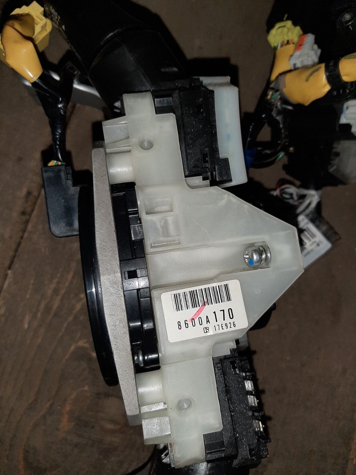Шлейф-лента air bag 8600A170 на Mitsubishi Delica D5 CV5W Фото 15