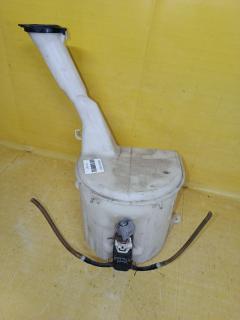 Бачок омывателя 85315-52050 на Toyota Funcargo NCP21 Фото 3