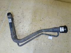 Заливная горловина топливного бака 77201-52050 на Toyota Funcargo NCP21 1NZ-FE Фото 4