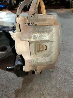 Балка подвески на Toyota Voxy ZRR70G 3ZR-FAE Фото 13