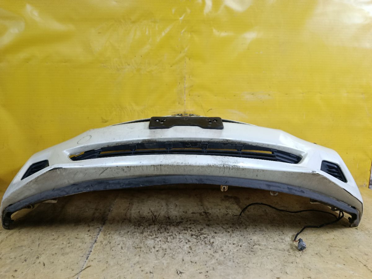 Бампер 52119-52500 на Toyota Ractis NCP120 Фото 7