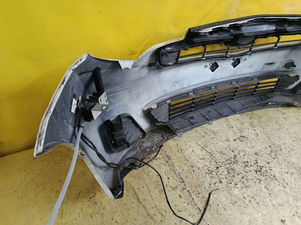 Бампер 52119-52500 на Toyota Ractis NCP120 Фото 10