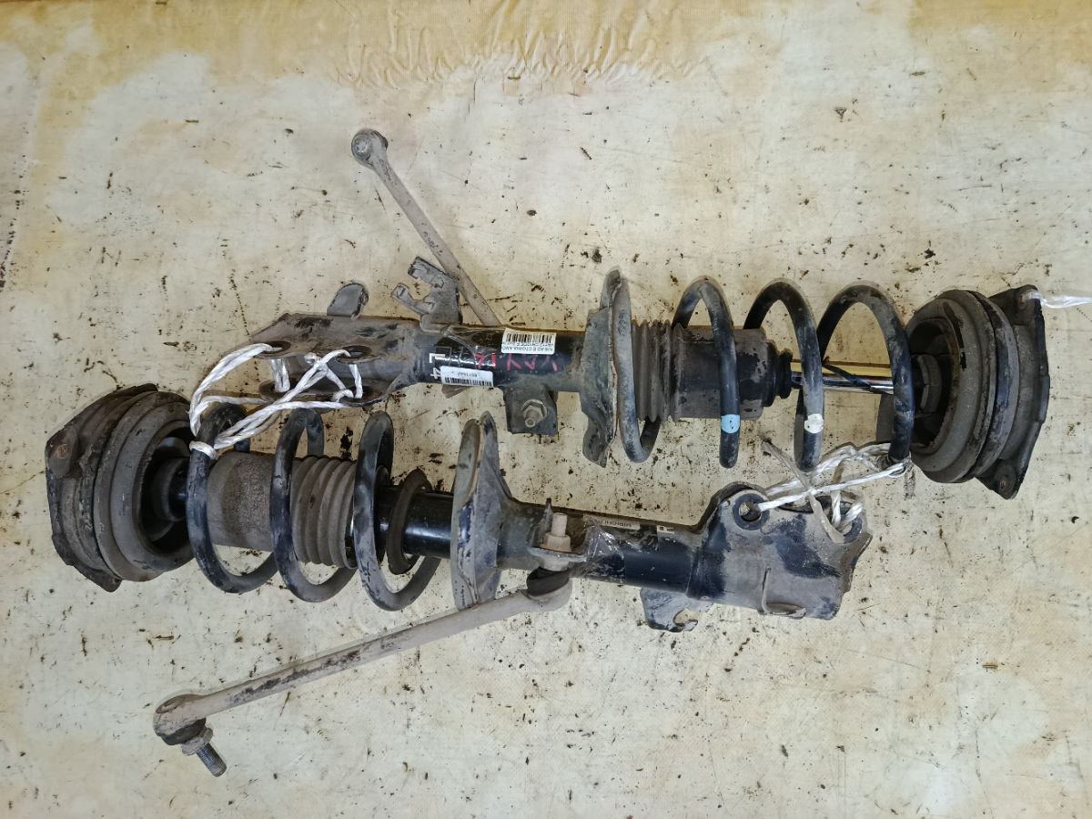 Стойка амортизатора на Nissan Ad Expert VAY12 CR12DE Фото 3