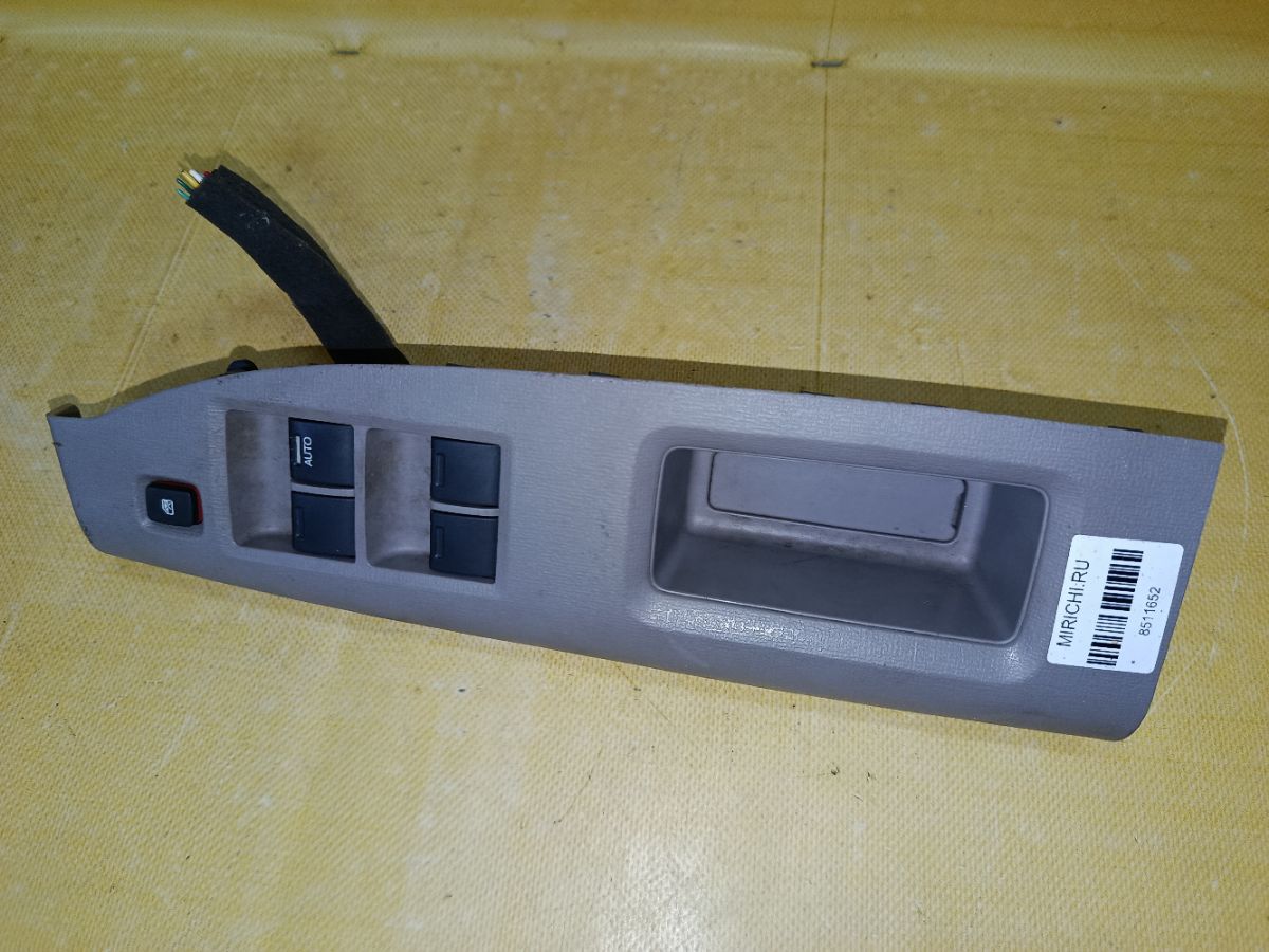 Блок упр-я стеклоподъемниками на Honda Freed GB3 Фото 4