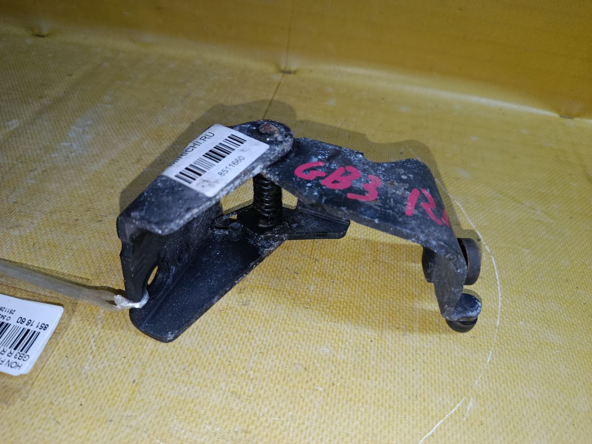 Ролик двери на Honda Freed GB3 Фото 3