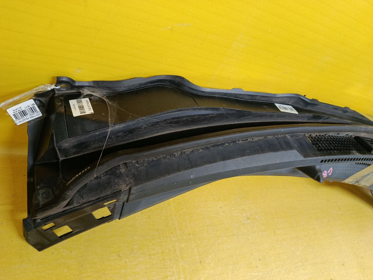 Решетка под лобовое стекло на Honda Freed GB3 Фото 6