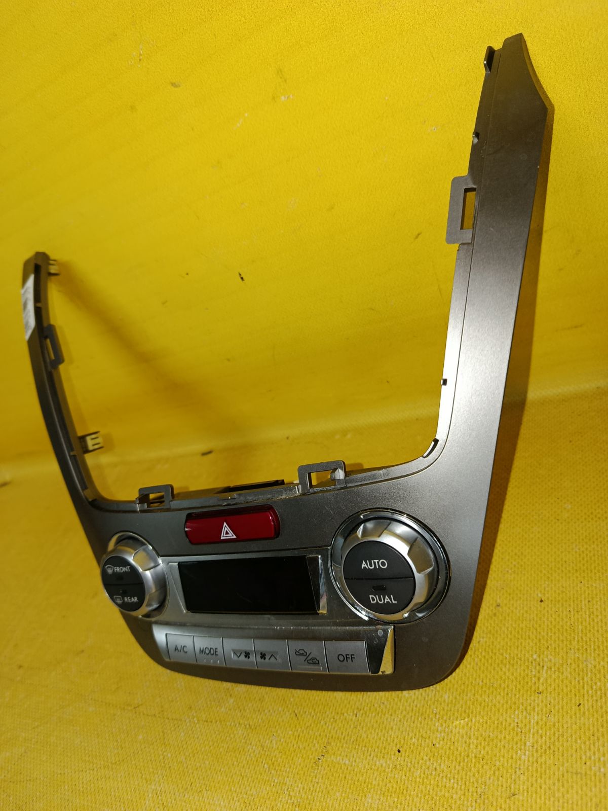 Блок управления климатконтроля 72311-YC020 на Subaru Exiga YA9 EJ25 Фото 11